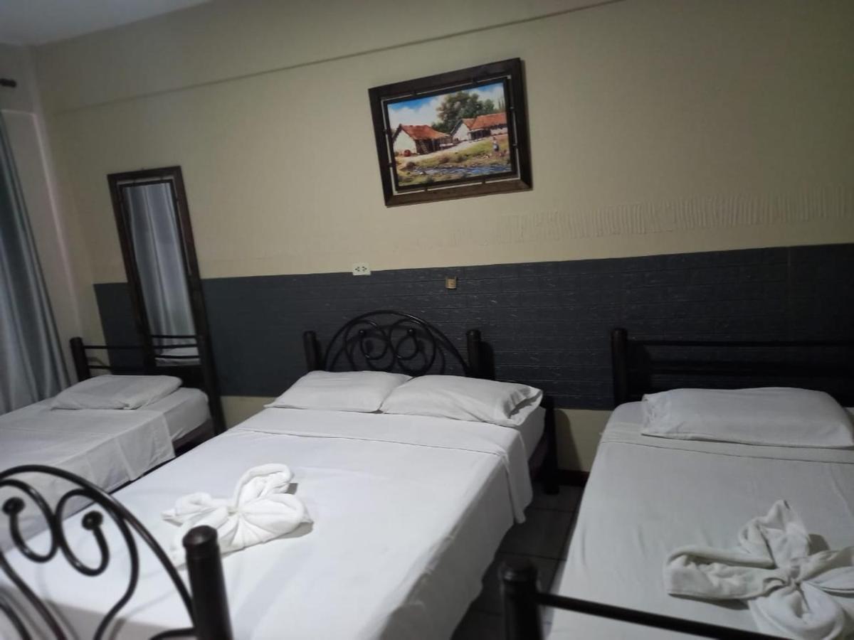Hostal Ibiza Santa Cruz de La Sierra Zewnętrze zdjęcie